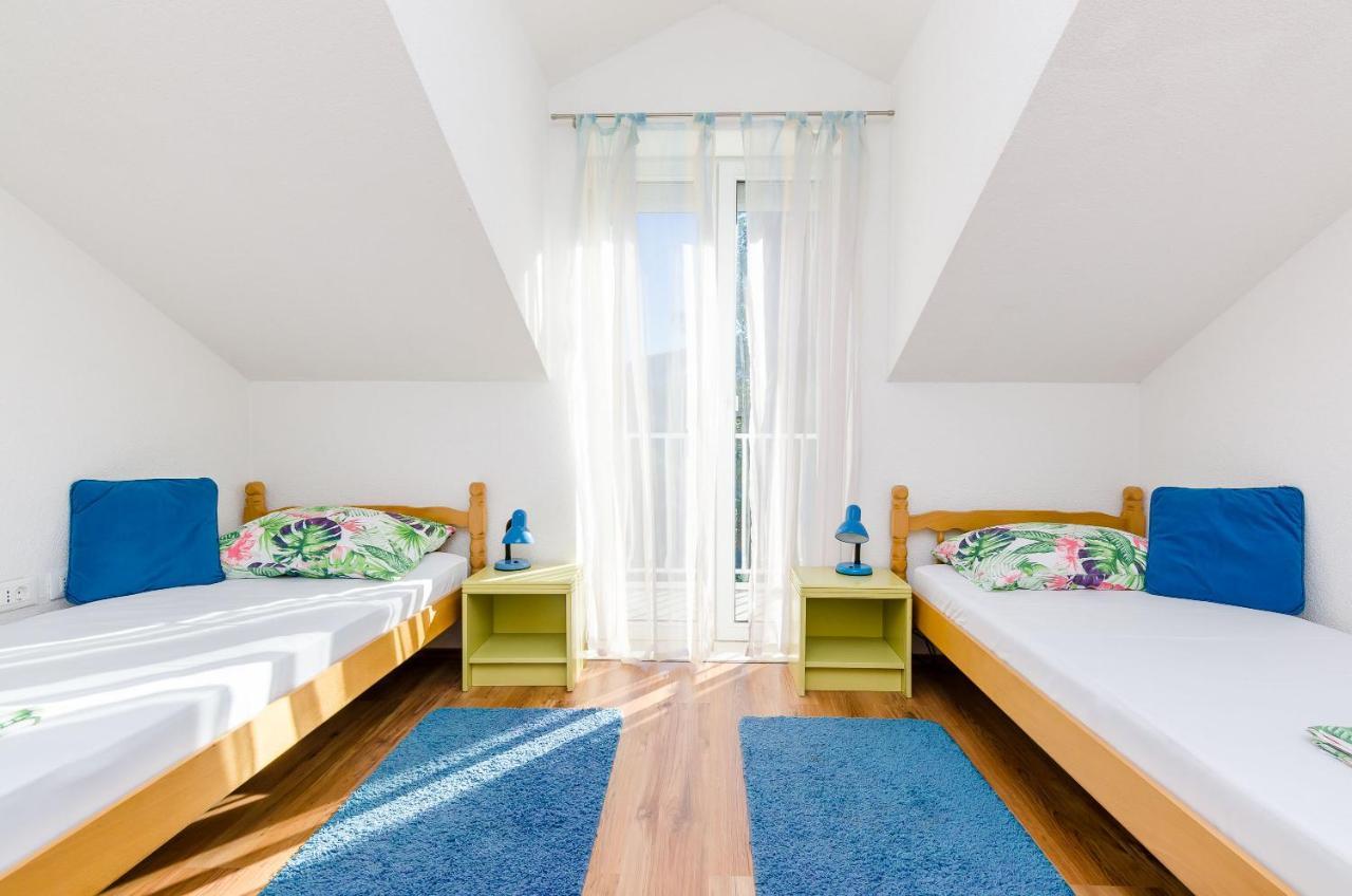 קאבטאט Apartments Zrno מראה חיצוני תמונה