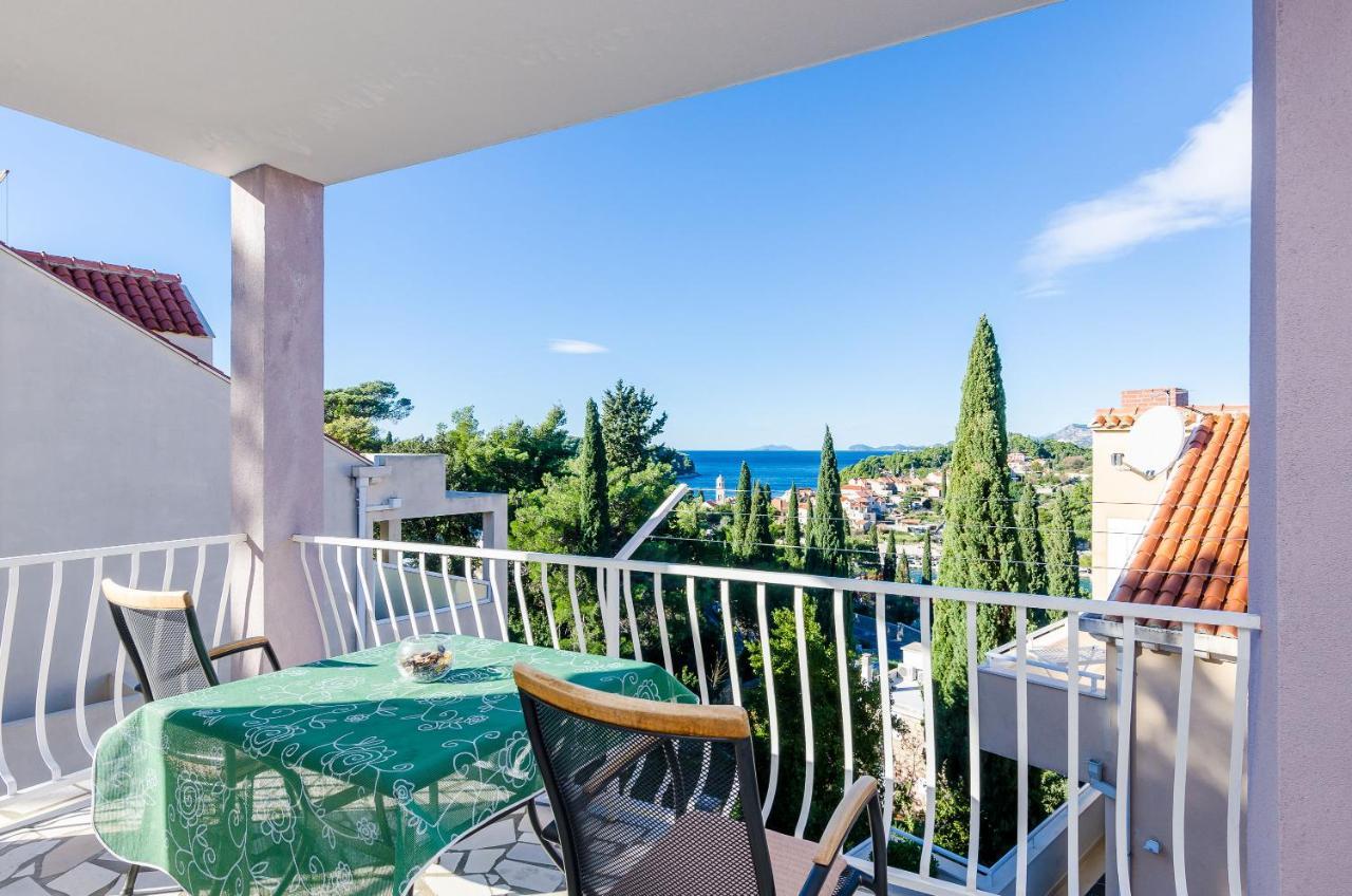 קאבטאט Apartments Zrno מראה חיצוני תמונה